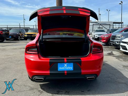 Used 2022 Dodge Charger SXT RWD image 37