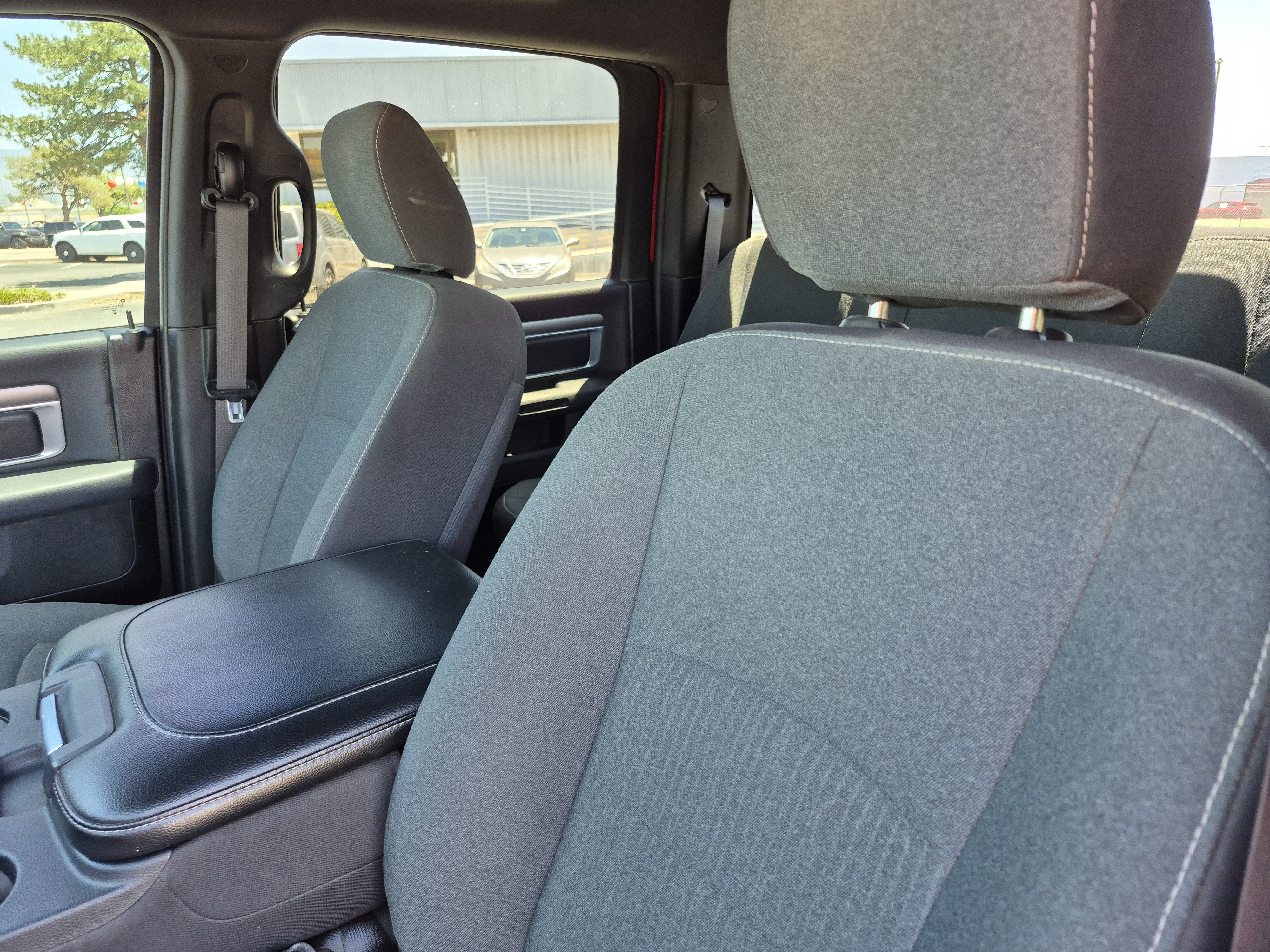 Used 2024 RAM 1500 Warlock AWD/4WD image 18