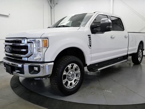 Used 2020 Ford F350 Lariat w/ Chrome Package AWD/4WD image 3