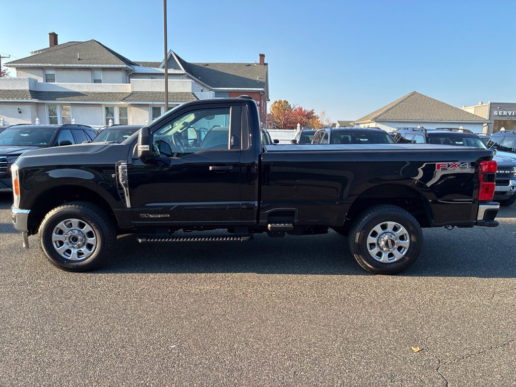 Used 2023 Ford F350 XLT w/ 360-Degree Camera Package AWD/4WD image 14