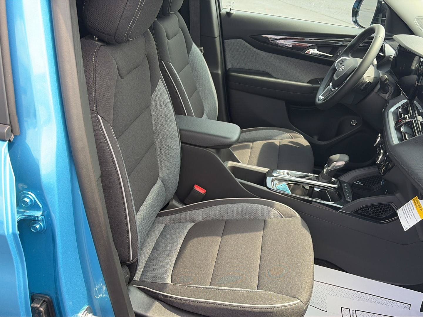 Used 2026 Chevrolet TrailBlazer LT w/ Convenience Package AWD/4WD image 20