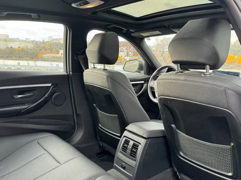 Used 2018 BMW 330i xDrive 330i xDrive Sedan 4D image 23