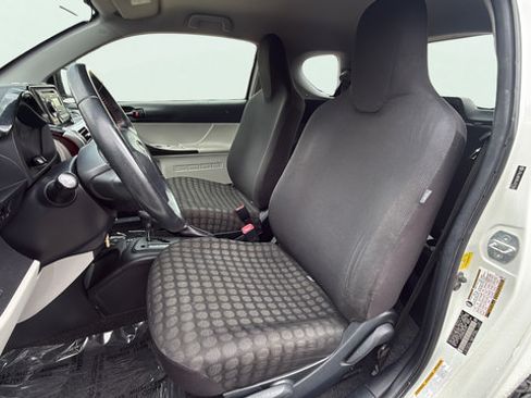 Used 2013 Scion iQ FWD image 12