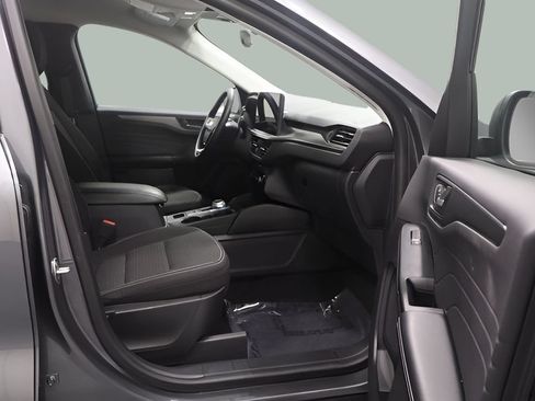 Used 2023 Ford Escape Active w/ Tech Pack #1 AWD/4WD image 16
