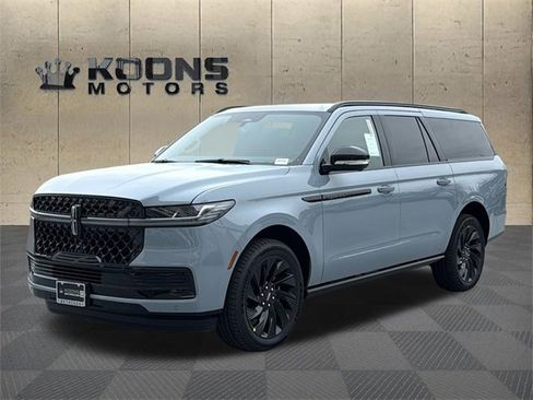 New 2025 Lincoln Navigator L Reserve w/ Jet Appearance Package image 1