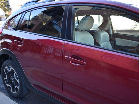 Used 2017 Subaru Crosstrek 2.0i Limited w/ Popular Package #1 image 31