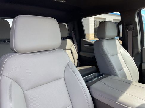 Used 2023 GMC Sierra 1500 SLT w/ SLT Premium Plus Package image 31