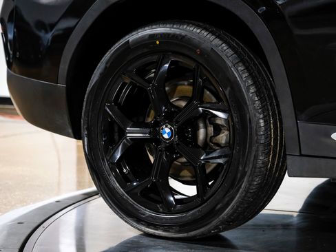 Used 2024 BMW X4 xDrive30i w/ Parking Assistance Package image 58