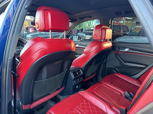 Used 2018 Audi SQ5 Premium Plus w/ S Sport Package image 14