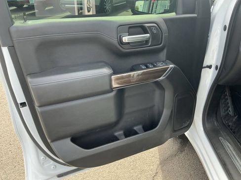 Used 2019 Chevrolet Silverado 1500 RST AWD/4WD image 15