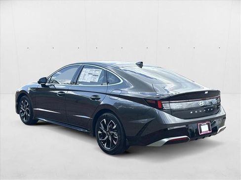 New 2025 Hyundai Sonata SEL image 9