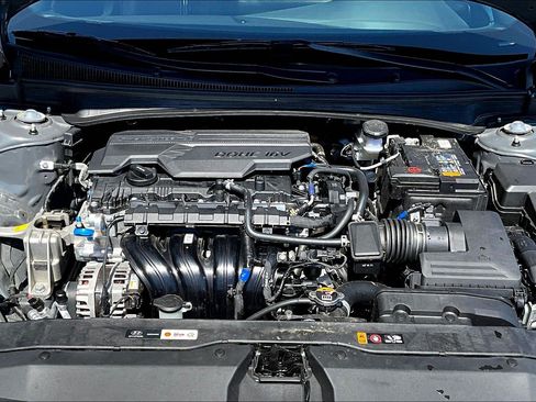 Used 2026 Hyundai Elantra Sport FWD image 21