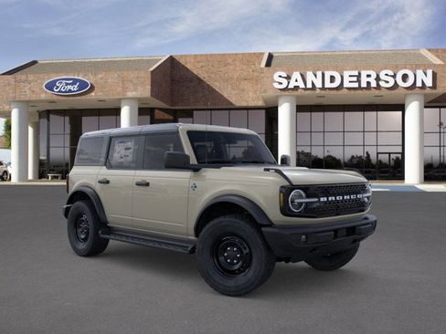 New 2026 Ford Bronco Outer Banks w/ Black Appearance Package image 7