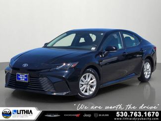 Used 2025 Toyota Camry LE FWD video 1
