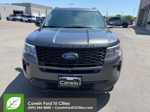 Used 2019 Ford Explorer Sport AWD/4WD image 3