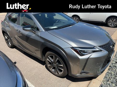 Used 2021 Lexus UX 200 w/ Accessory Package (Z1) FWD image 1