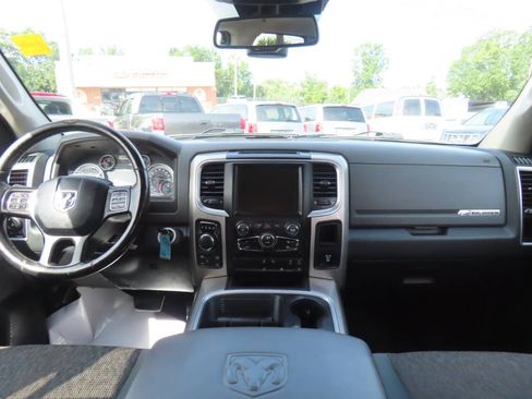 Used 2016 RAM 1500 Big Horn AWD/4WD image 41