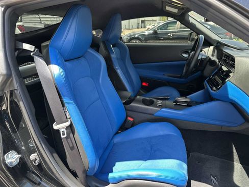 Used 2024 Nissan Z Performance w/ Floor Mat Package RWD image 19