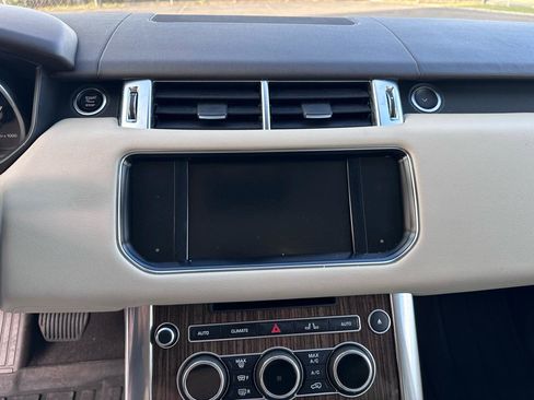 Used 2014 Land Rover Range Rover Sport HSE image 44