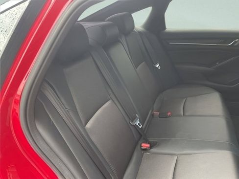 Used 2020 Honda Accord Sport image 9