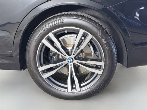 Used 2024 BMW X7 xDrive40i w/ M Sport Package AWD/4WD image 34