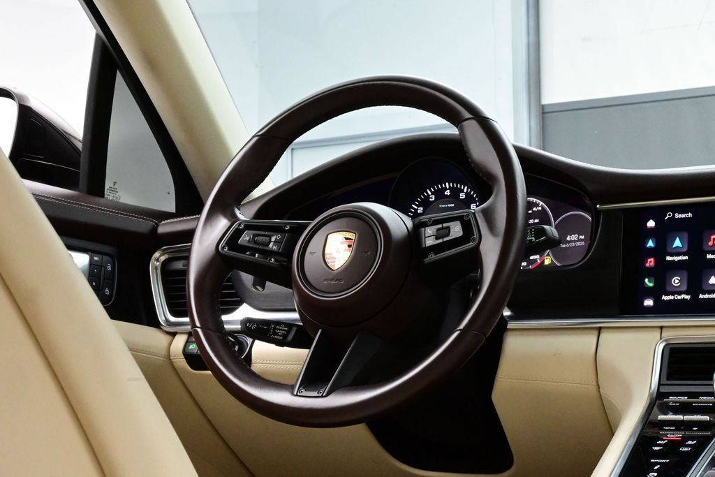 Certified 2023 Porsche Panamera 4 Platinum Edition AWD/4WD image 22