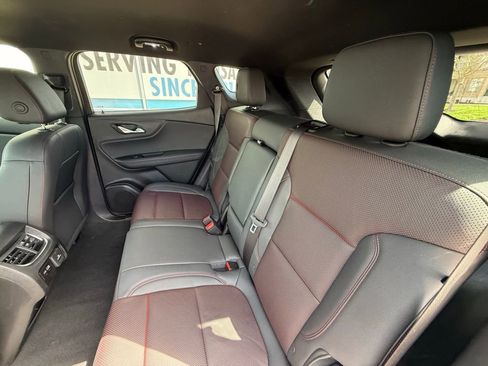 Used 2025 Chevrolet Blazer RS FWD image 29