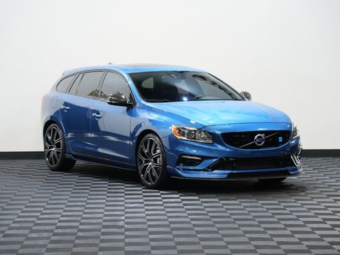 Used 2018 Volvo V60 T6 Polestar AWD/4WD image 5