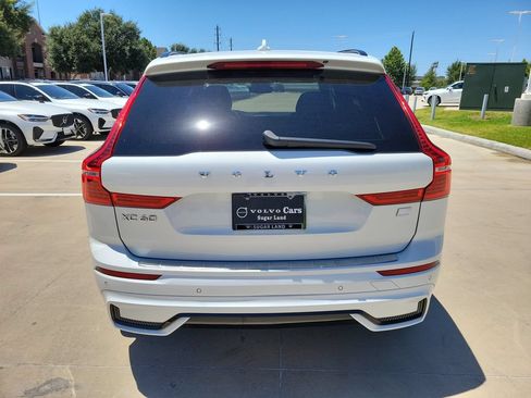 Used 2022 Volvo XC60 T8 R-Design w/ Advanced Package AWD/4WD image 6