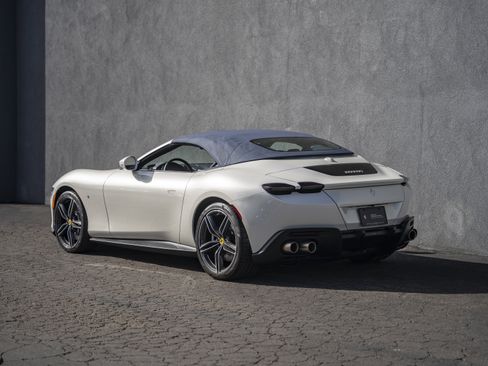 Certified 2025 Ferrari Roma Spider image 12