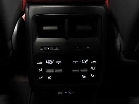 New 2026 Porsche Macan GTS Electric AWD/4WD image 34