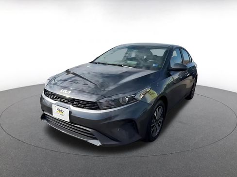 Used 2024 Kia Forte LXS image 7