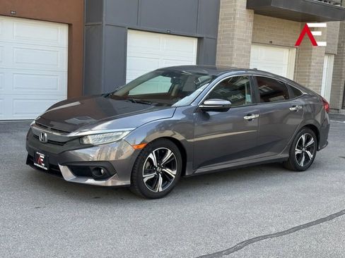 Used 2016 Honda Civic Touring image 1