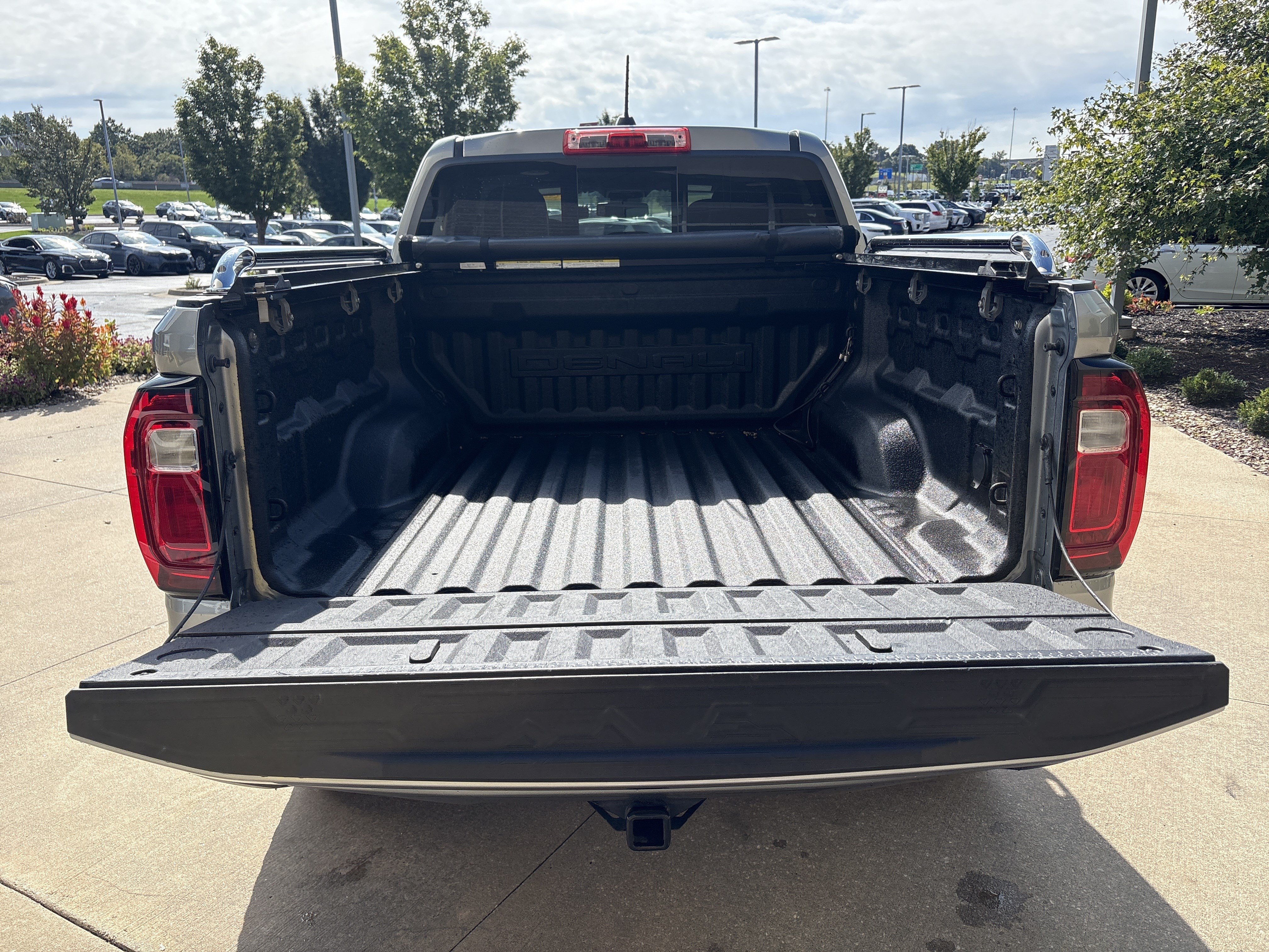 Used 2023 GMC Canyon Denali AWD/4WD image 31