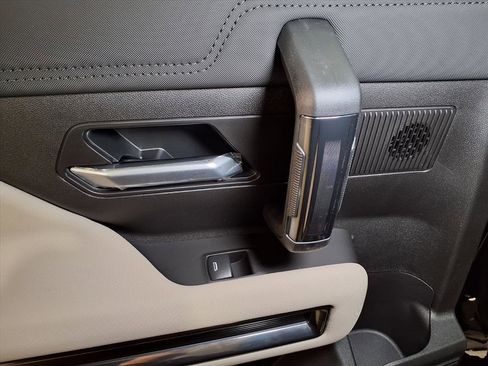 New 2026 GMC Hummer EV 4x4 Crew Cab image 14