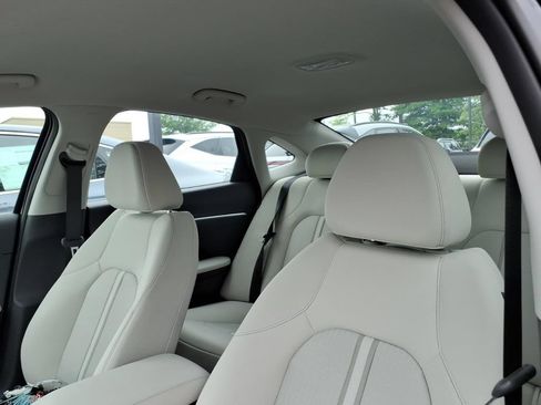 Used 2026 Hyundai Sonata SEL FWD image 15