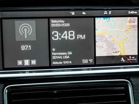 Used 2021 Porsche Panamera 4 AWD/4WD image 28