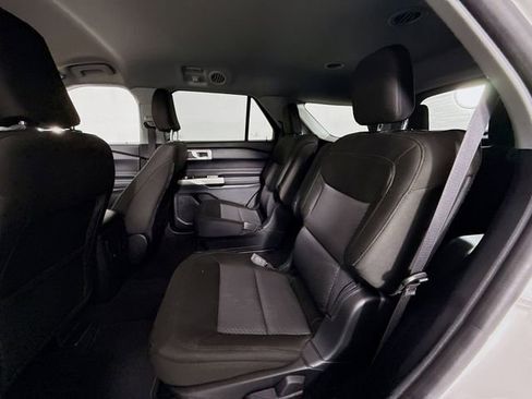 Certified 2022 Ford Explorer XLT w/ Class IV Trailer Tow Package image 23