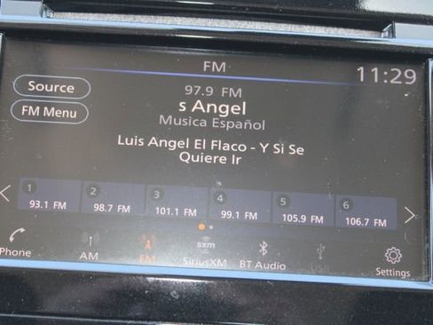 Used 2021 Nissan Rogue Sport SV image 23