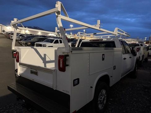 New 2026 GMC Sierra 2500 Pro w/ Convenience Package image 3