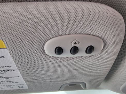 Used 2015 Ford Fusion Titanium image 22