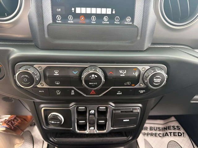 Used 2023 Jeep Gladiator Sport AWD/4WD image 14