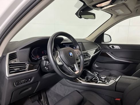 Used 2021 BMW X7 xDrive40i w/ Cold Weather Package image 9