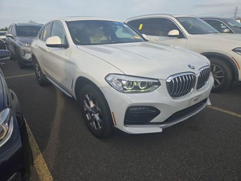 Used 2021 BMW X4 xDrive30i w/ Convenience Package image 2