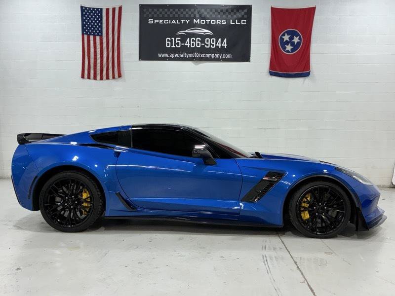 Used 2015 Chevrolet Corvette Z06 w/ 3LZ Preferred Equipment Group RWD image 4