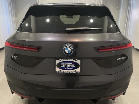Certified 2024 BMW iX xDrive50 AWD/4WD image 5