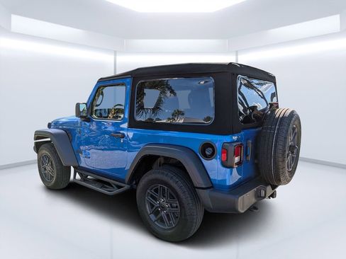 Used 2024 Jeep Wrangler Sport AWD/4WD image 5