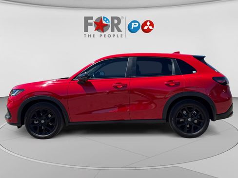 Used 2023 Honda HR-V Sport image 2