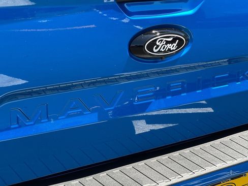 New 2025 Ford Maverick Lobo image 28