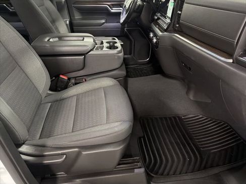 Used 2022 GMC Sierra 1500 Elevation image 30